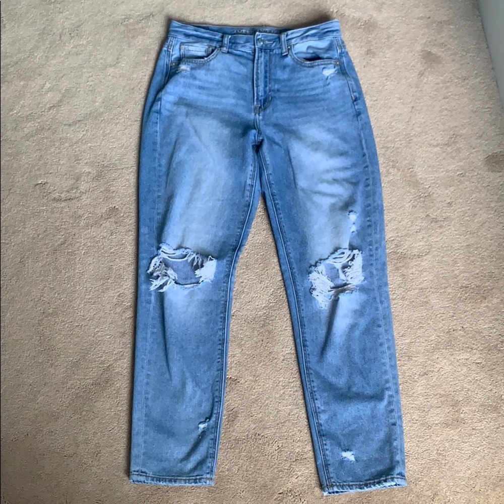 American Eagle Mom Jean